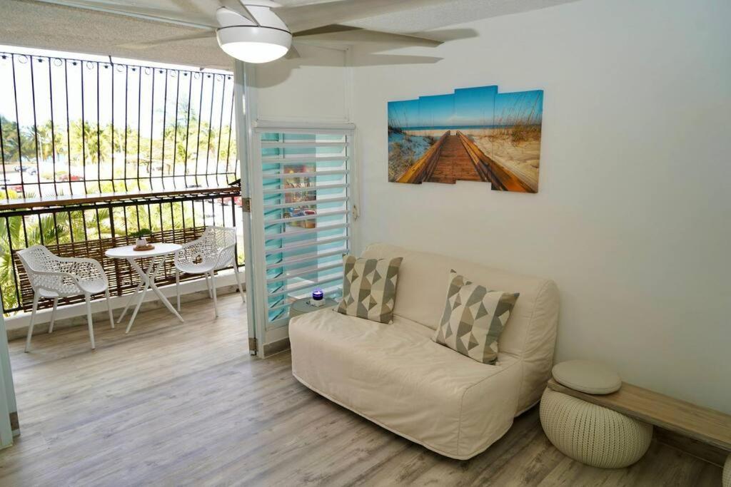 Relaxing Studio Near El Yunque With Pool View Luquillo Bagian luar foto